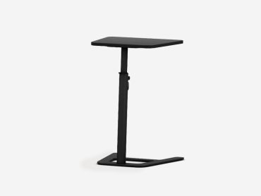 Mast height adjustable laptop tables