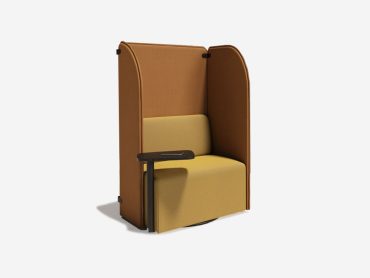 Sixteen 3 Artus high back work chair with tablet