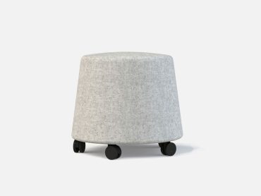 Mobile stool for offices