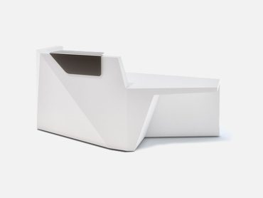 Facet angular reception desk