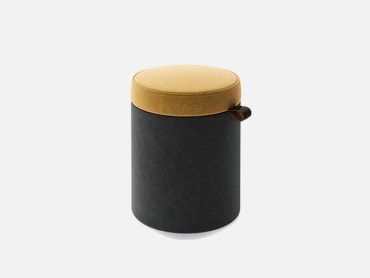 Low office stool with handle