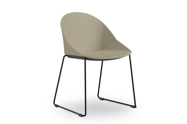 Papillon meeting chair with skid base